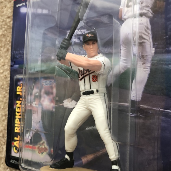 CAL RIPKEN JR Baltimore Orioles Starting Lineup 99 - Picture 3 of 6